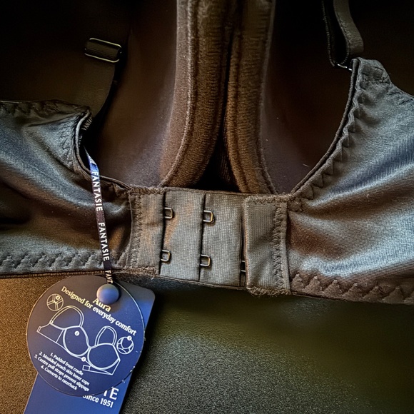 Fantasie Aura Underwire Molded T-Shirt Bra Black 38DD NWT - Picture 8 of 8